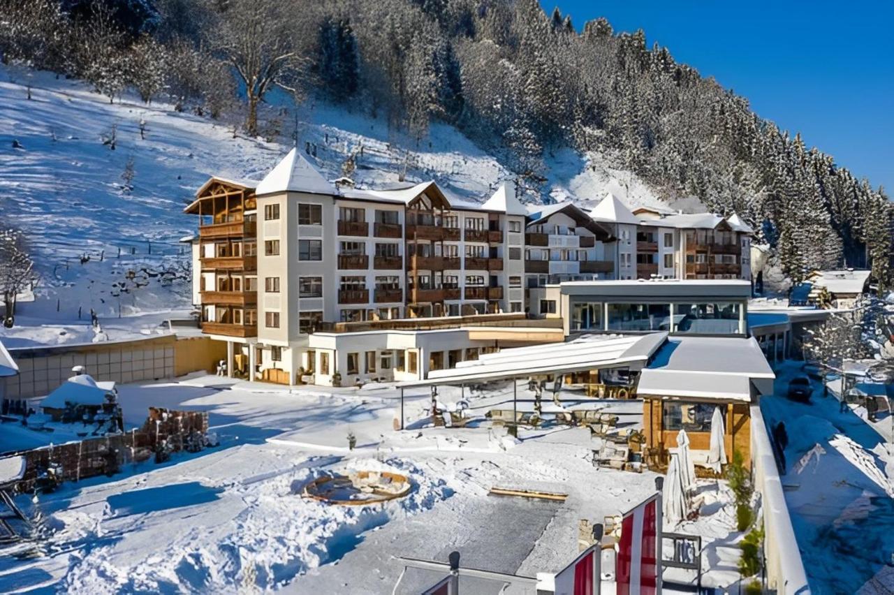 Superior Sport Und Familienresort Alpenblick Zell am See Eksteriør billede
